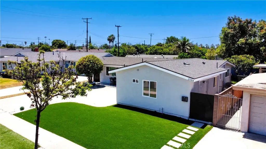 2508 W Picadilly Way B, Anaheim