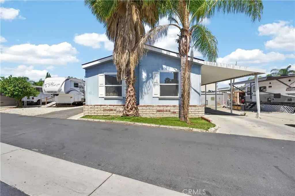220 S Elk 37, Hemet