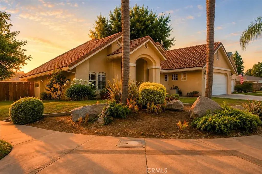 639 Royal Arch Court, Merced