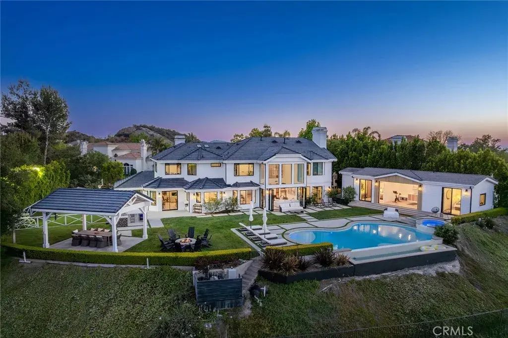 24011 Alder Place, Calabasas