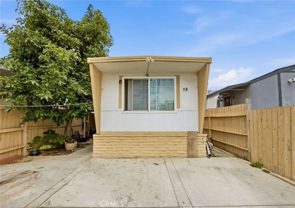 5803 Mission Blvd, Riverside