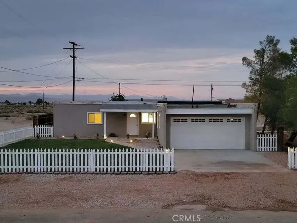 8313 Quezon, California City