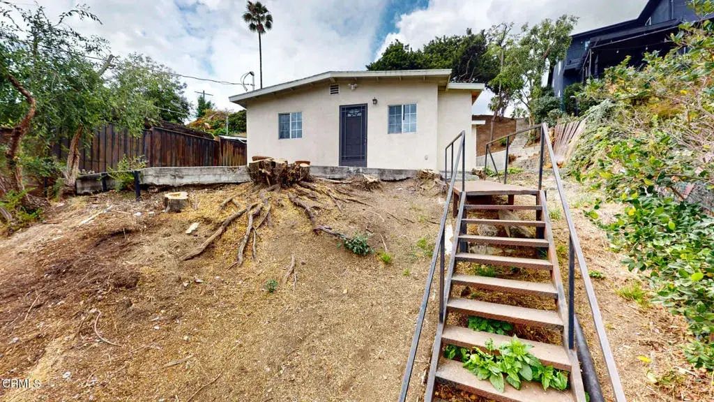 2850 Chadwick Circle, Los Angeles