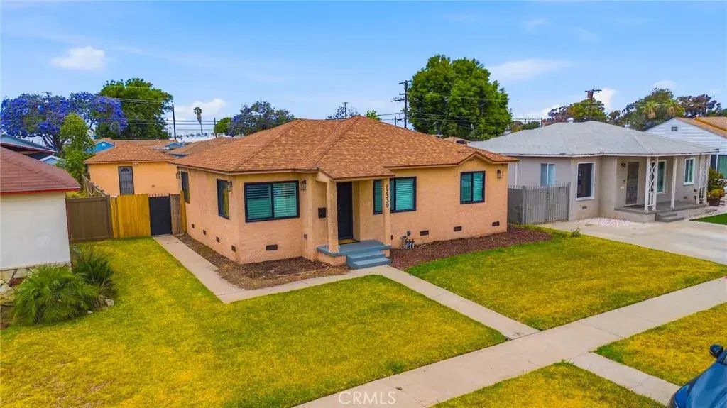 13339 Crocker, Los Angeles