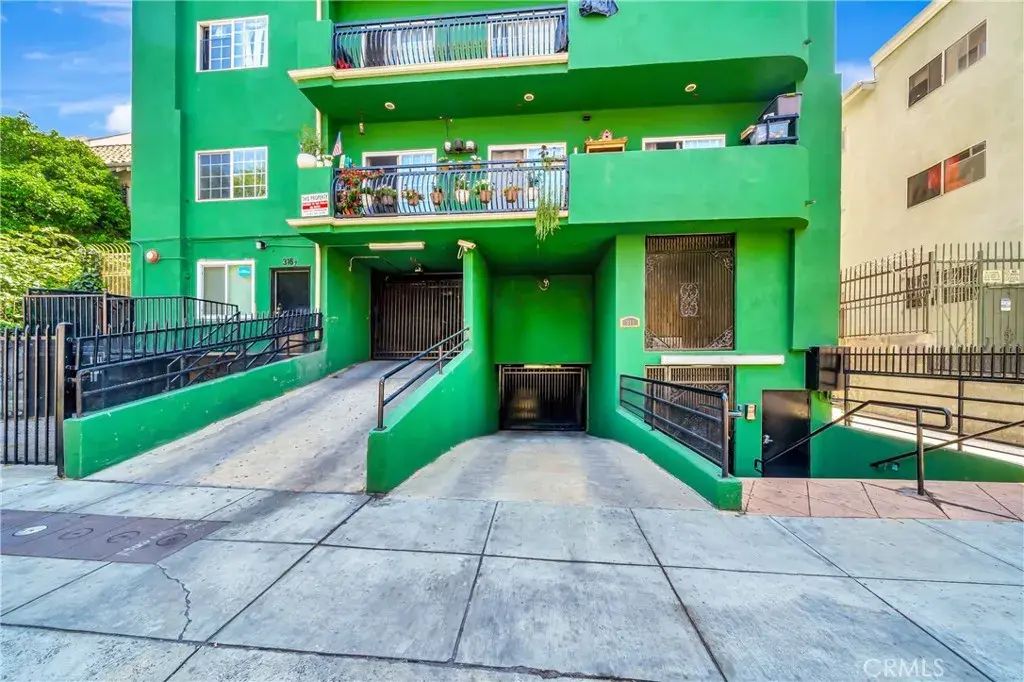 316 S New Hampshire 205, Los Angeles
