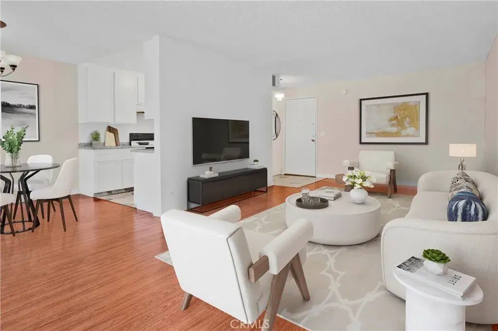 1735 N Fuller 224, Los Angeles