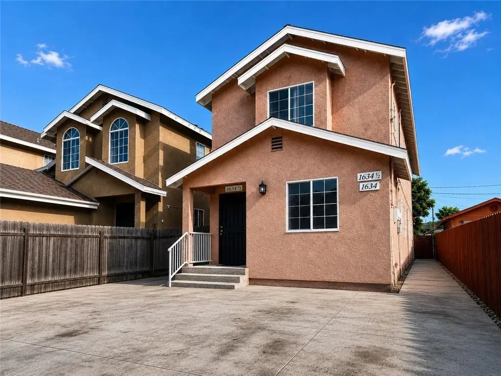 1634 E Vernon, Los Angeles