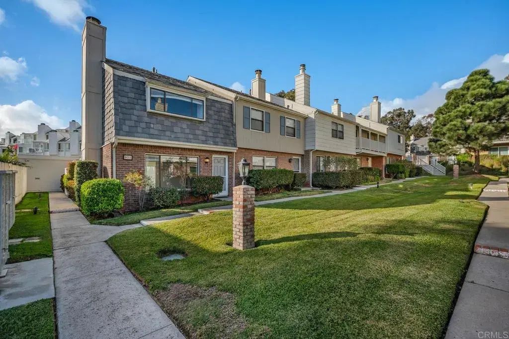 851 Del Mar Downs Road E, Solana Beach