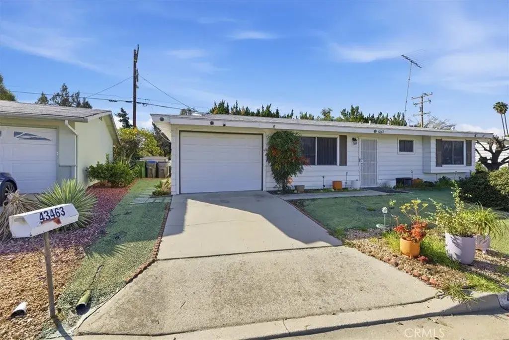 43463 Briercliff, Hemet