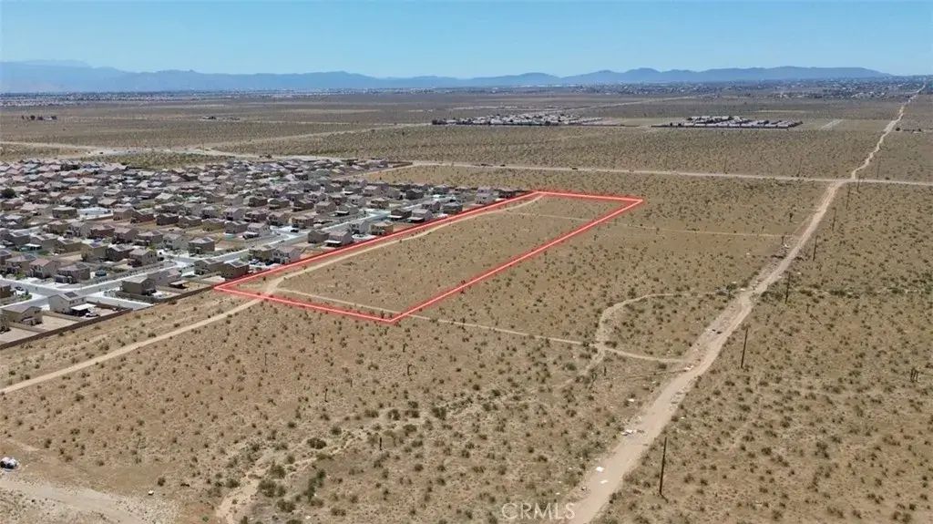 N Of Palmdale Rd, Adelanto