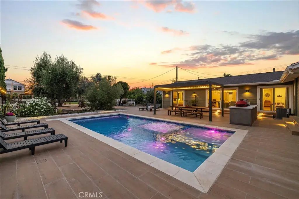 4935 Maureen Lane, Moorpark