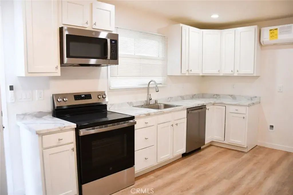 388 Parker B, Orange