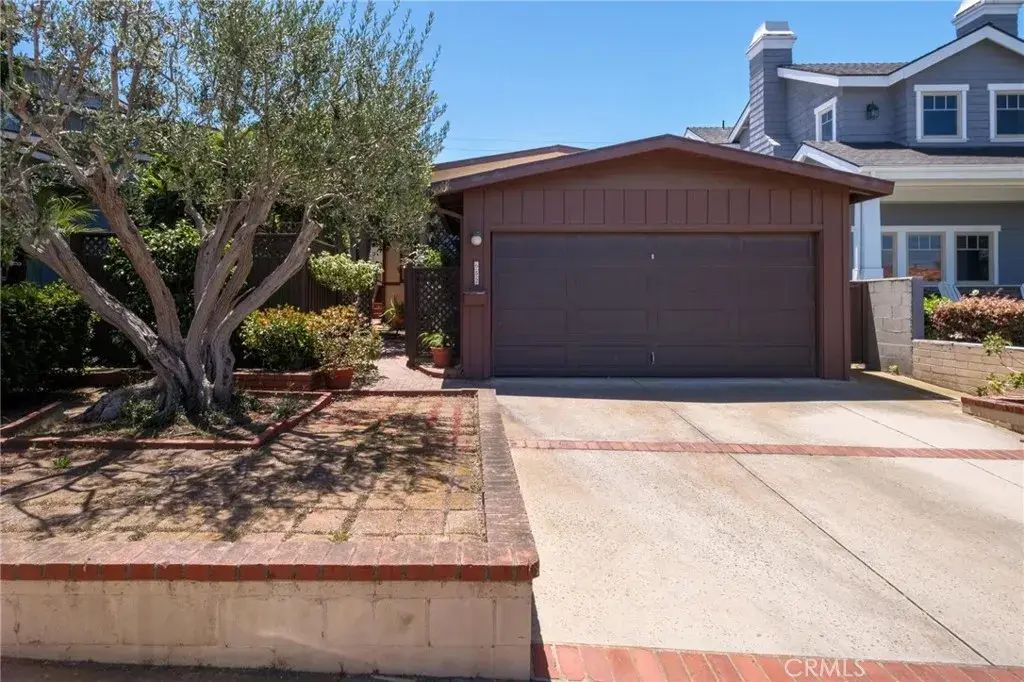 652 35th, Manhattan Beach