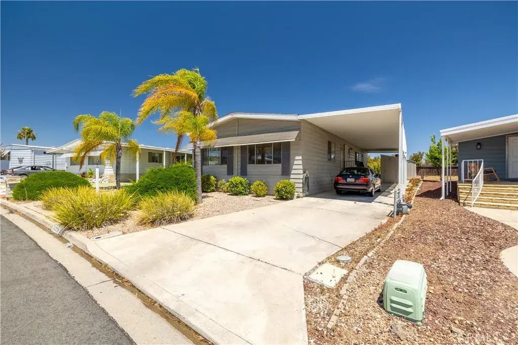 38230 Calle Arrebol, Murrieta