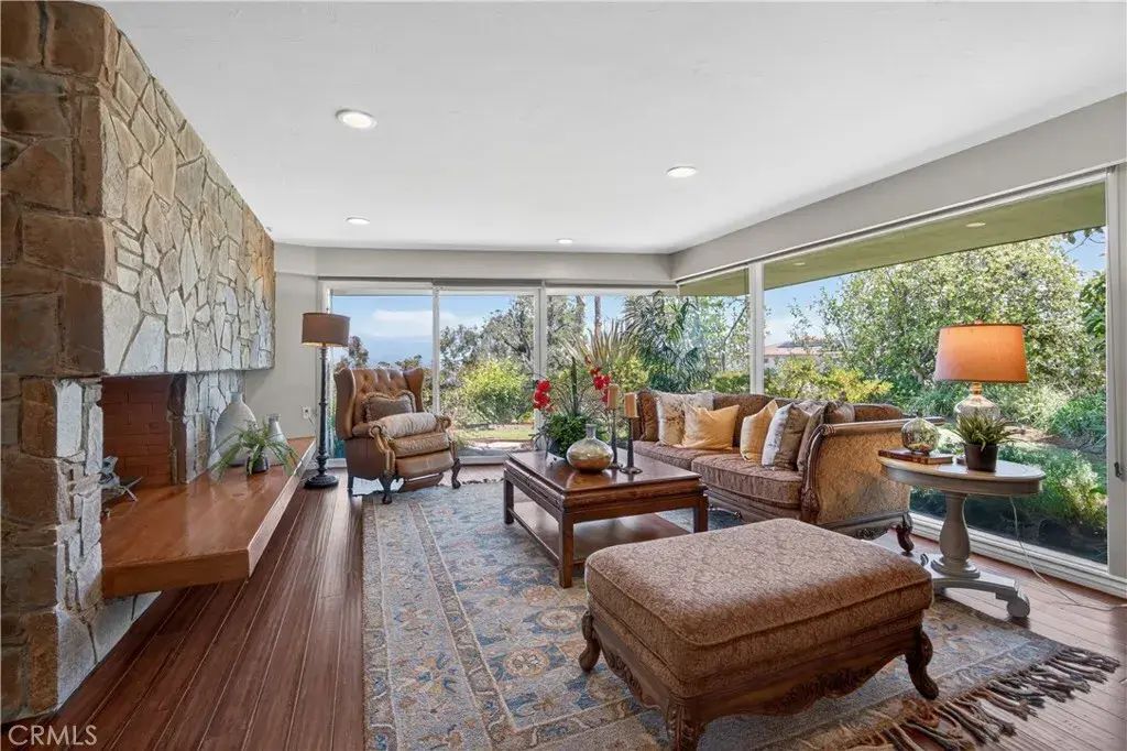 2904 Far View, West Covina
