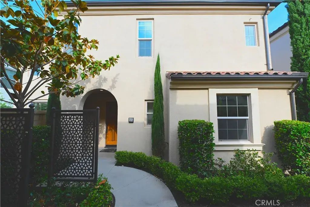 105 Holly Spgs, Irvine