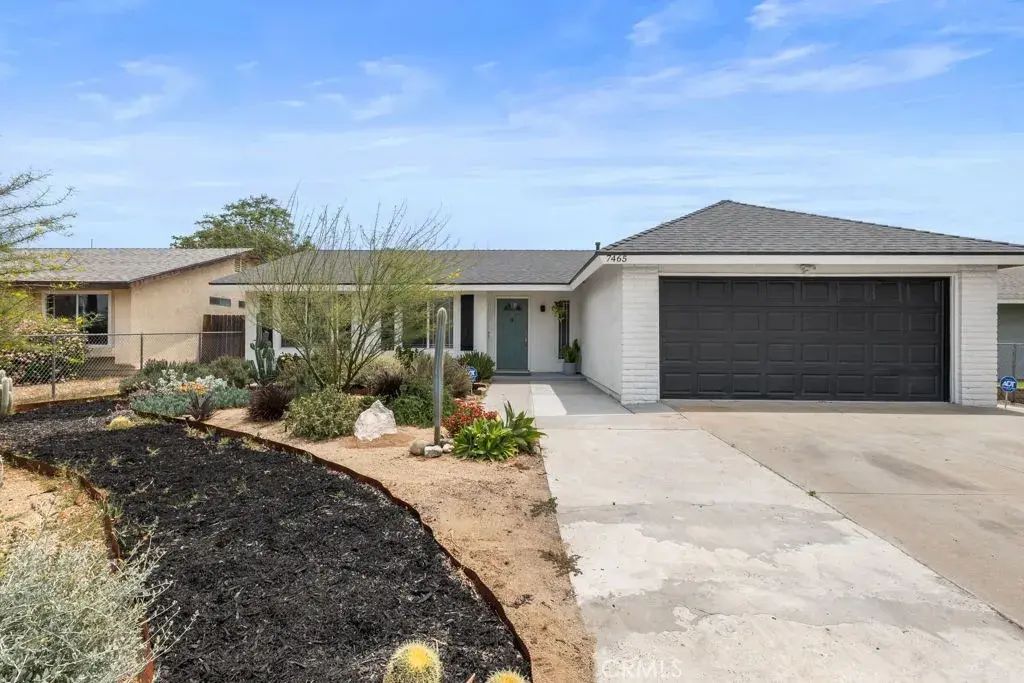 7465 Palo Verde Ave, Fontana