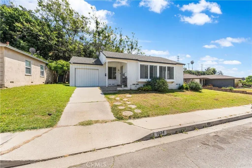 1034 Loma Verde, Monterey Park