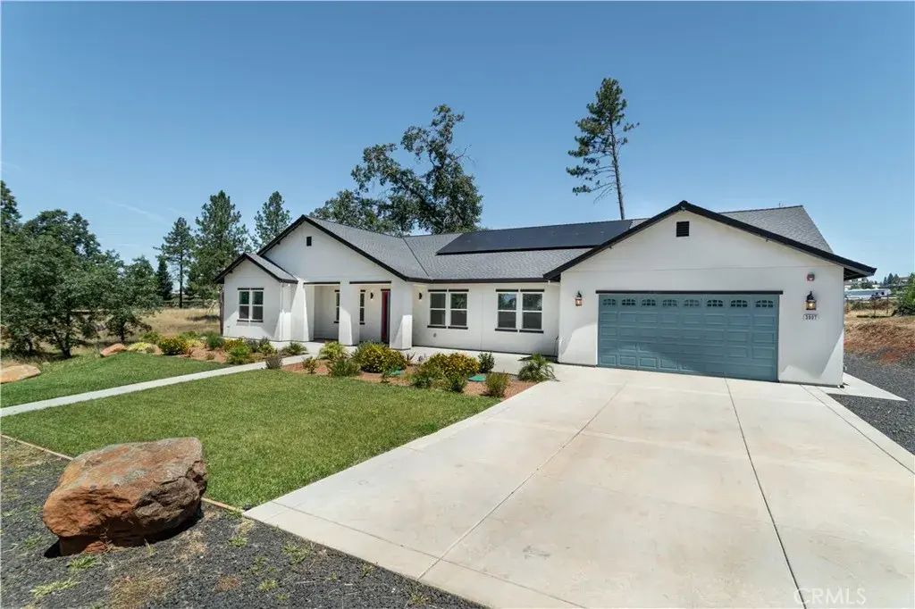 3997 Skyview, Paradise