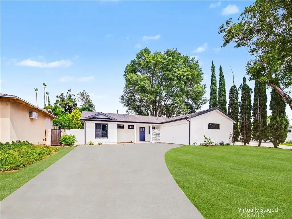 8738 Monogram Avenue, North Hills