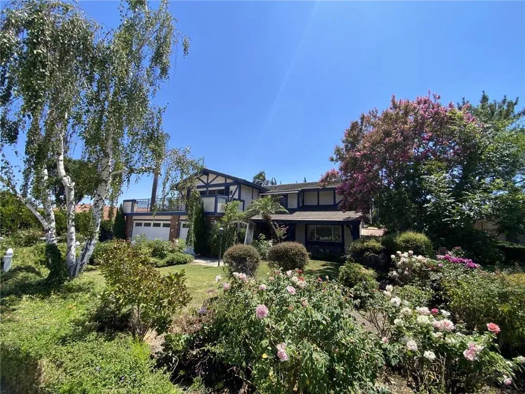 2072 Maverick Circle, La Verne