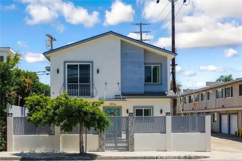 1554 Bundy, Los Angeles