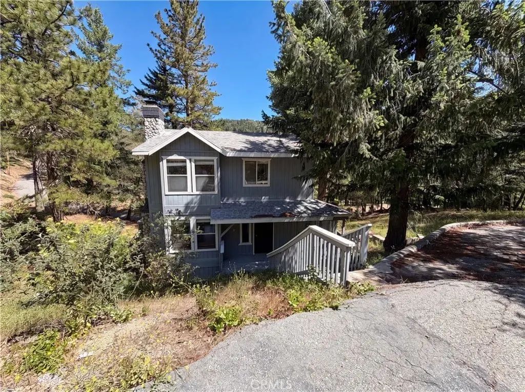 21778 Ridge, Cedarpines Park