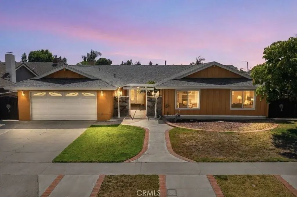 1545 La Salle Circle, Placentia