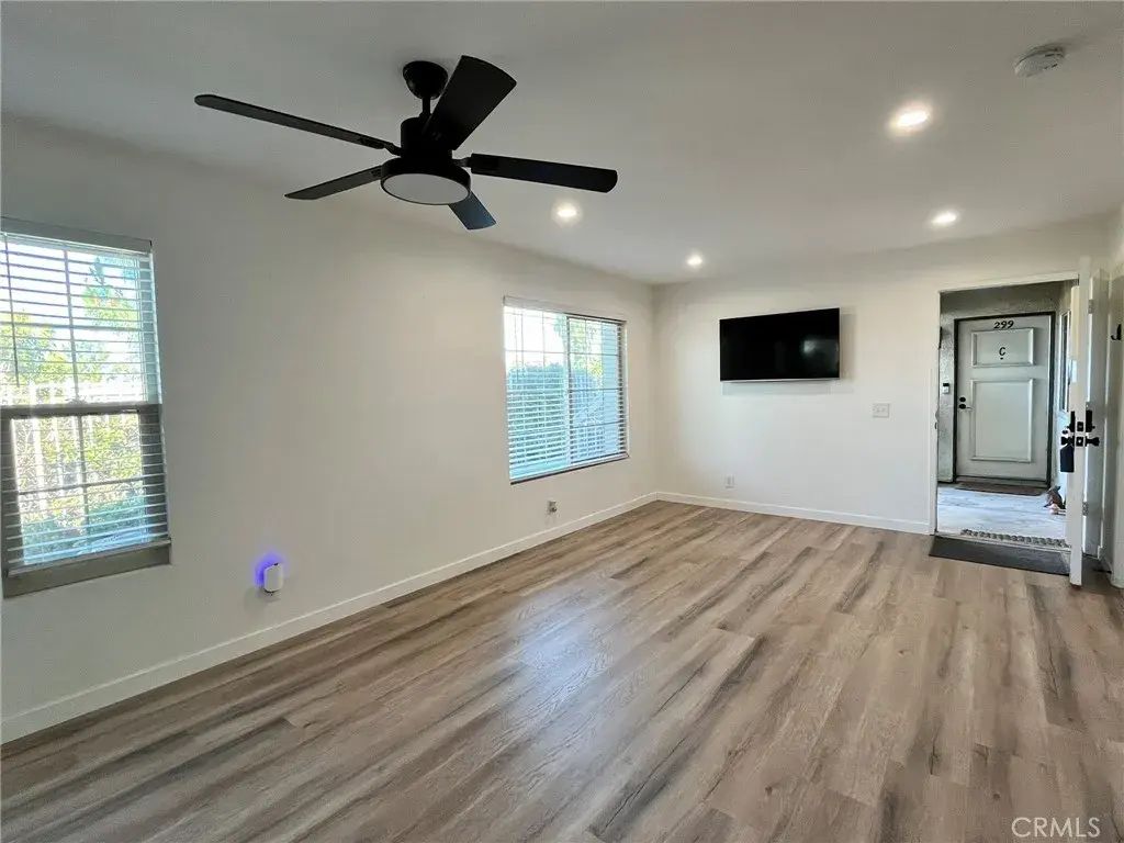 23335 La Crescenta, Mission Viejo