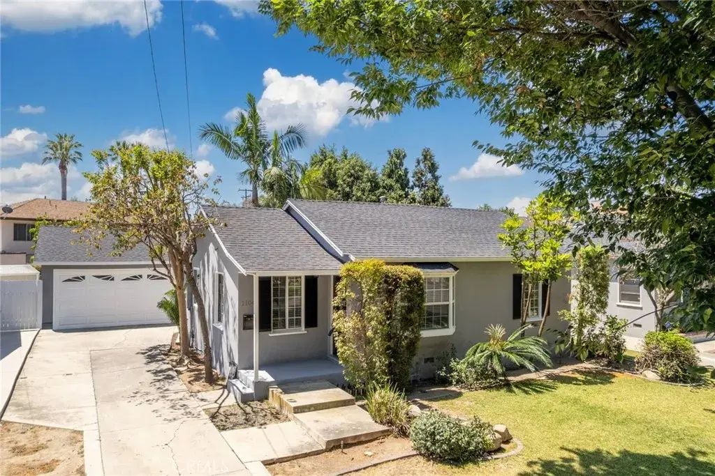 1104 E Wilshire, Fullerton