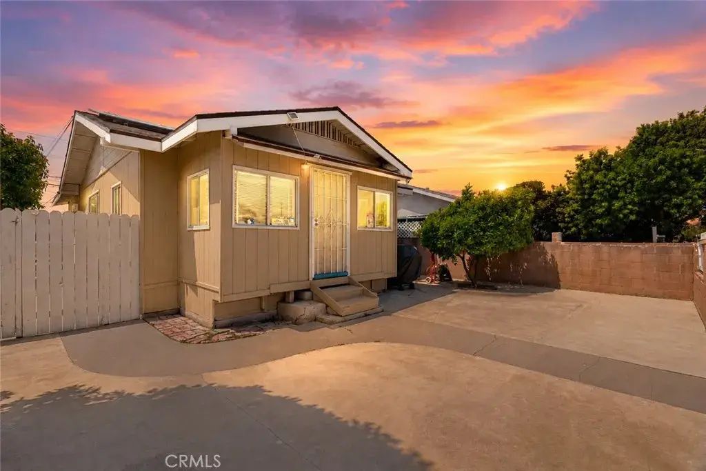 1206 E Cruces, Wilmington