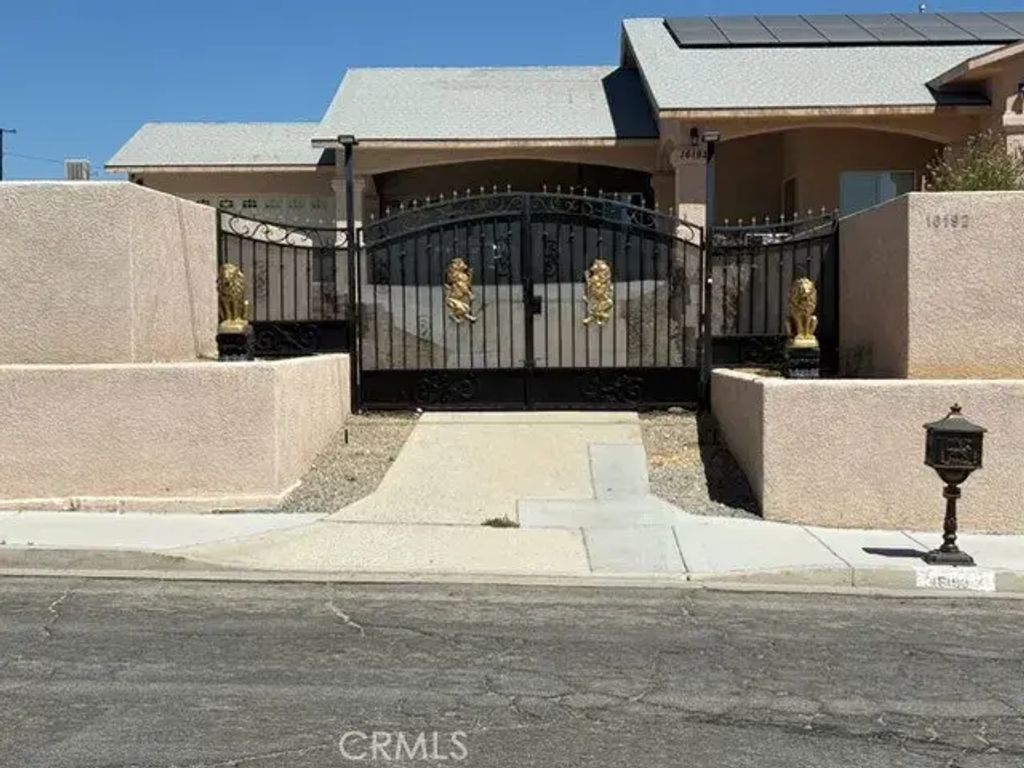 16192 Molino, Victorville