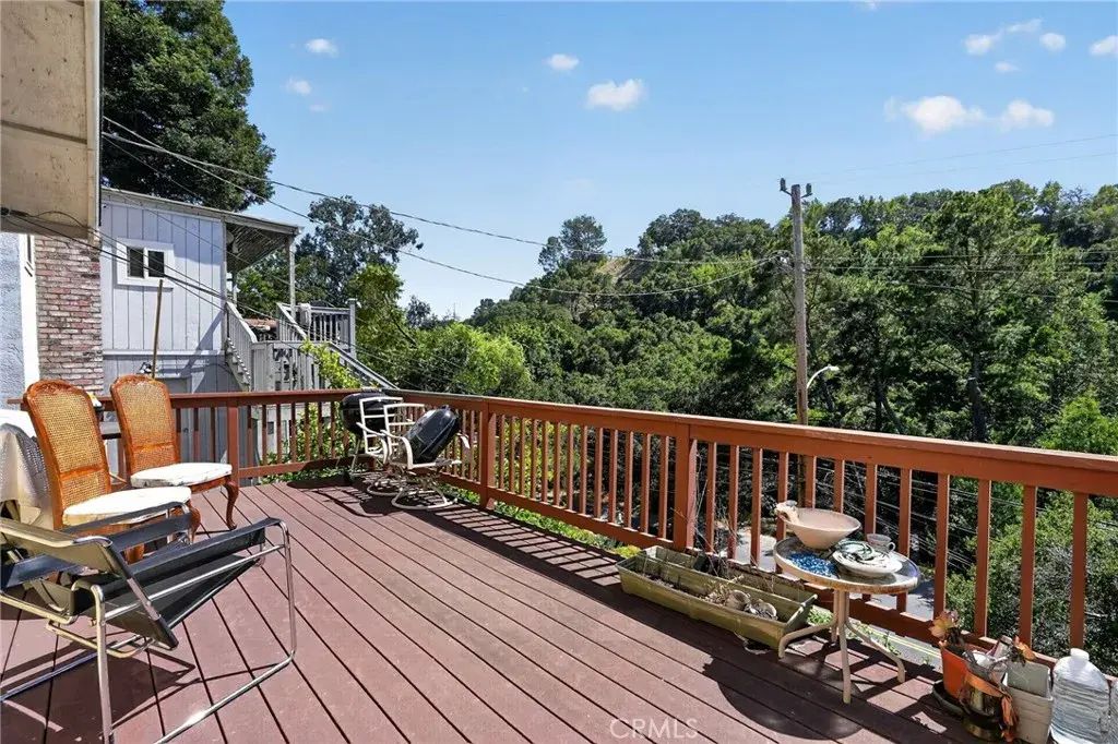 9108 Golf Links, Oakland