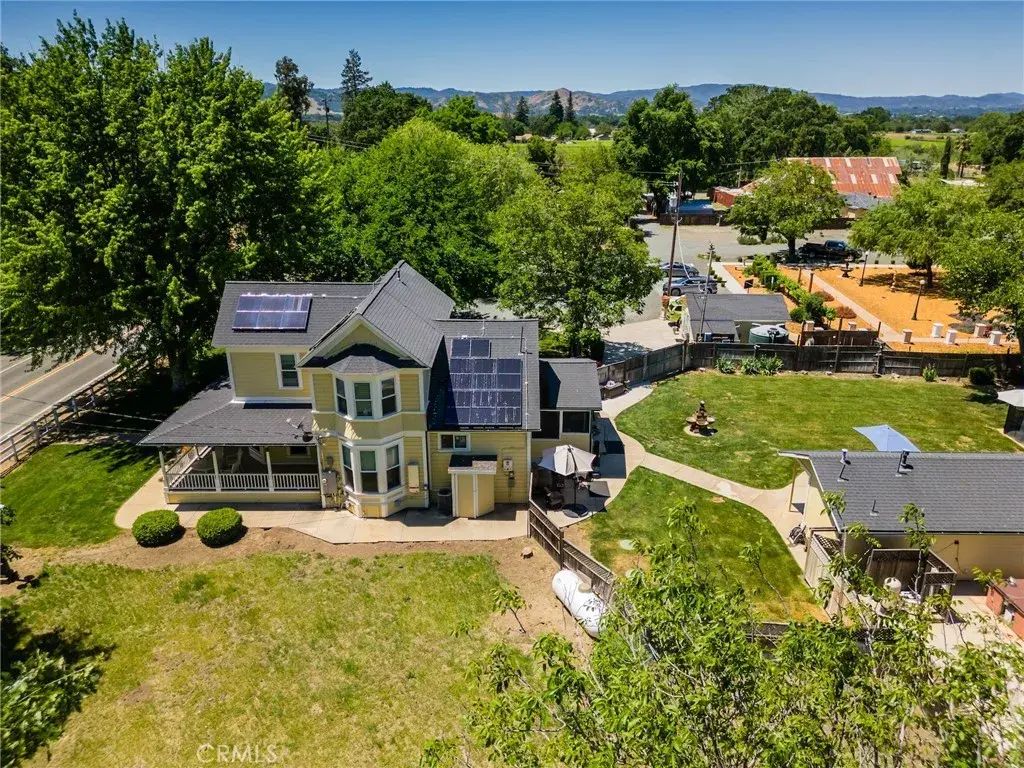 2290 Soda Bay, Lakeport