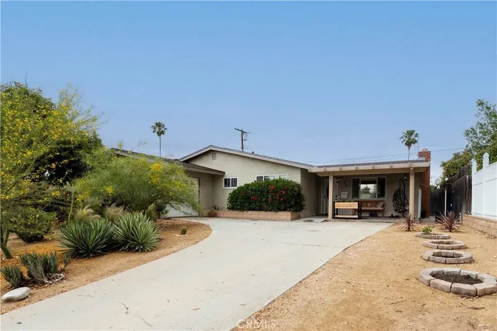 25 Dale Lane, Redlands