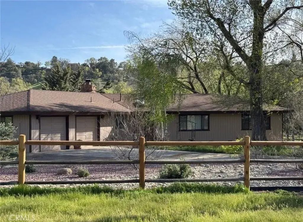 26931 Columbia Way, Tehachapi