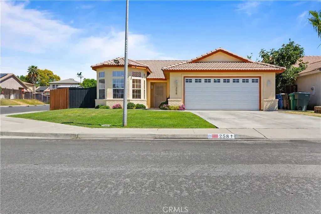 258 Deep Creek, Bakersfield