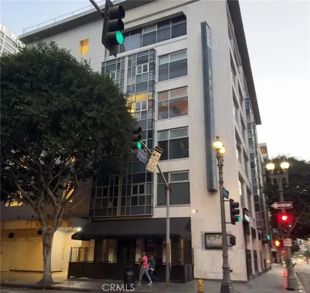 630 W 6th 216, Los Angeles