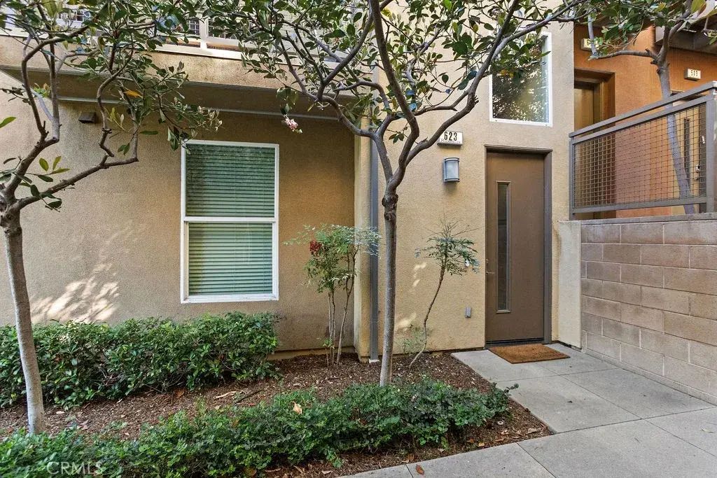 623 Rockefeller, Irvine