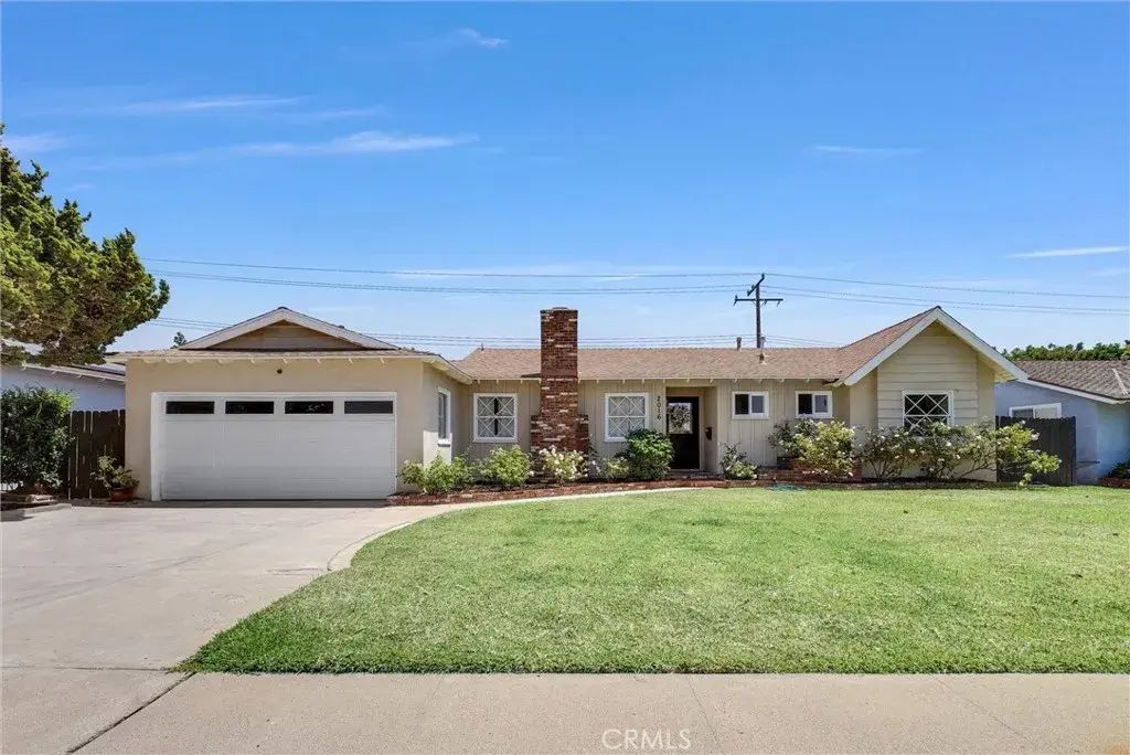 2016 E Santa Fe, Fullerton