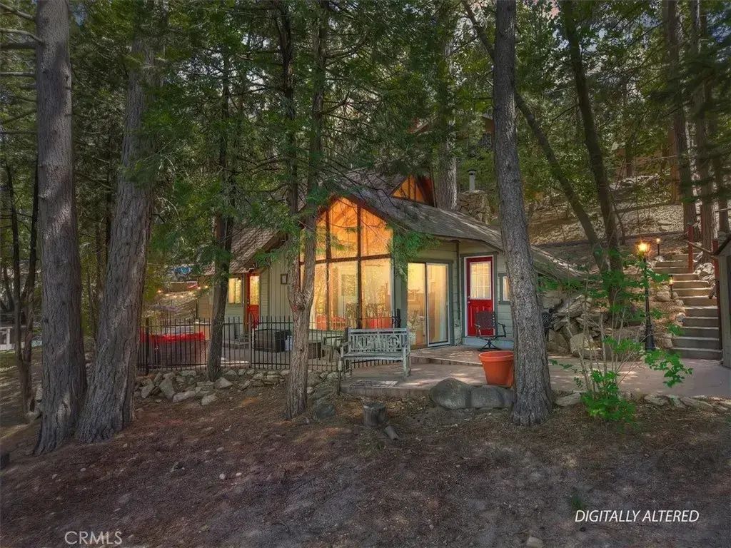 27596 Oak Knoll, Crest Park