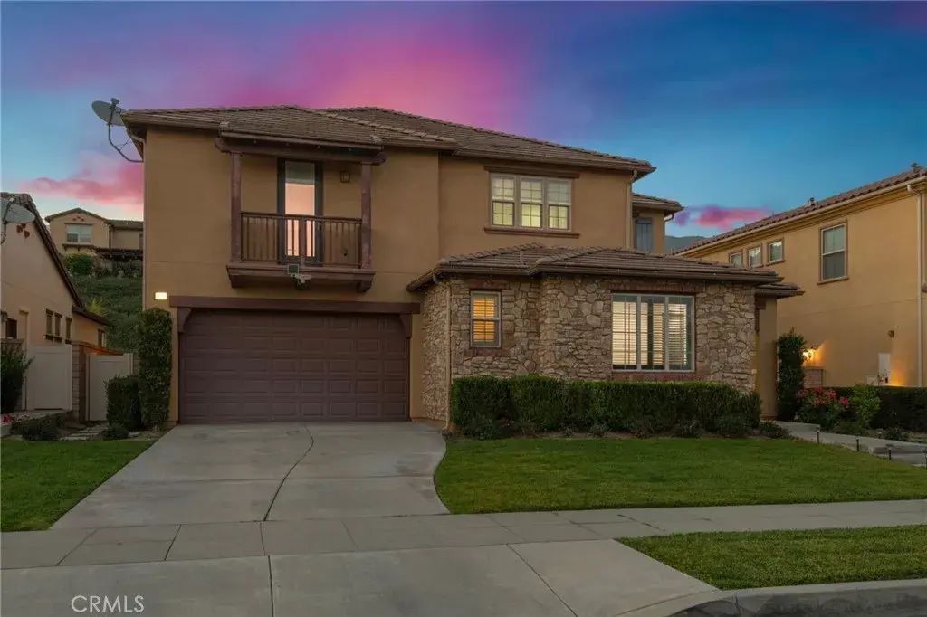 885 E Manresa, Azusa