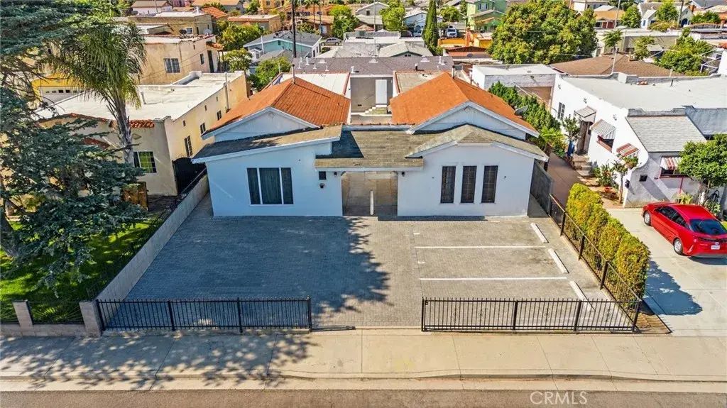 2500 Hill, Huntington Park