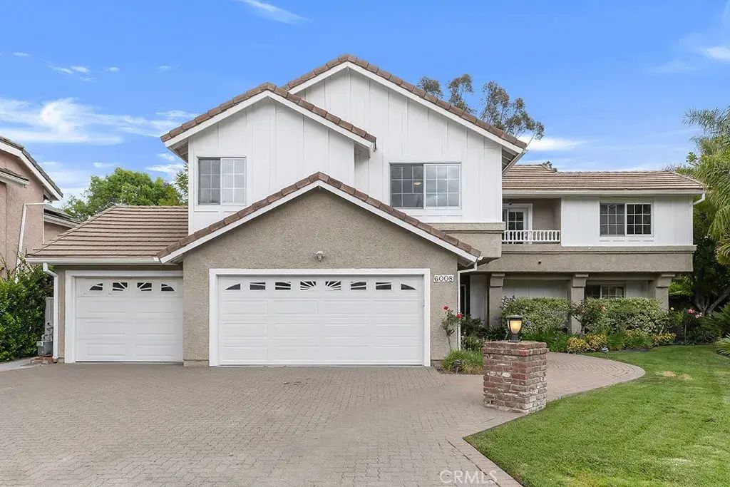 6008 N Pointe Place, Woodland Hills