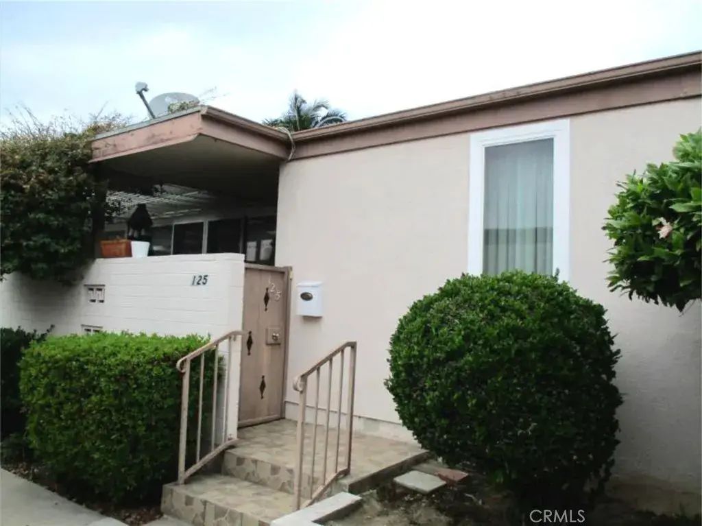 777 E Valley 125, Alhambra