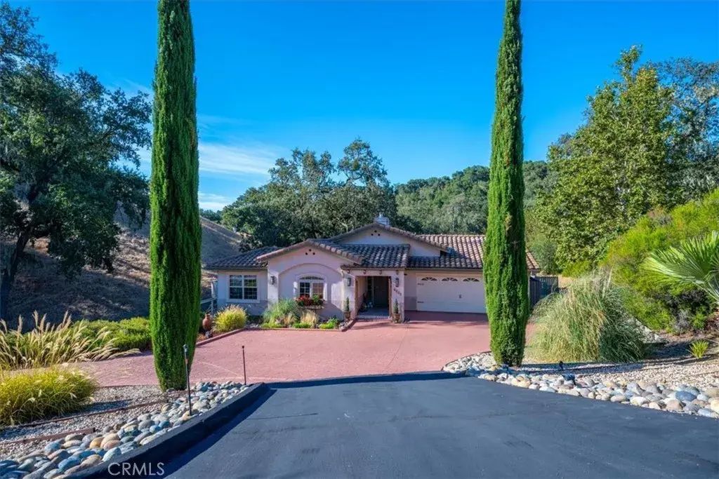 9905 Corriente, Atascadero