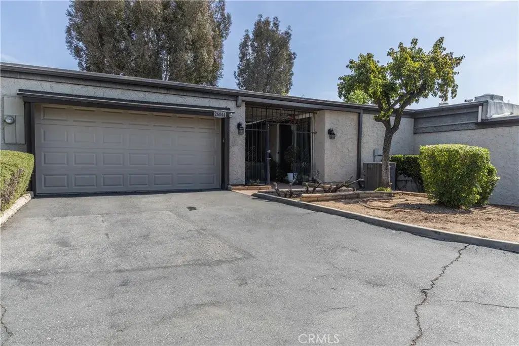 26044 Verde Grande Court, Menifee
