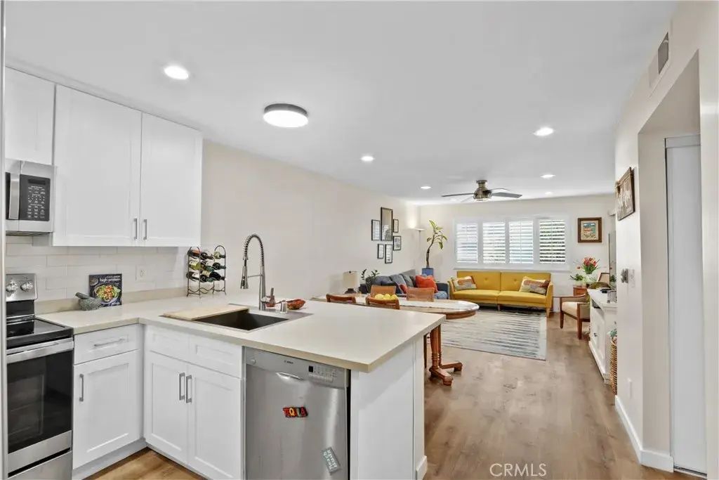 2332 E 17th Street 103, Long Beach