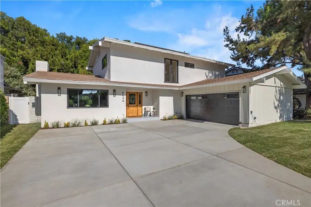 6646 Petit Avenue, Lake Balboa