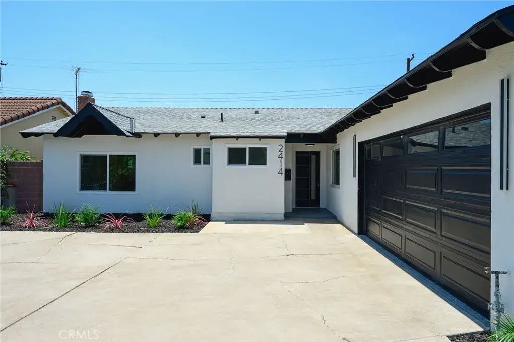 2414 S Poplar, Santa Ana